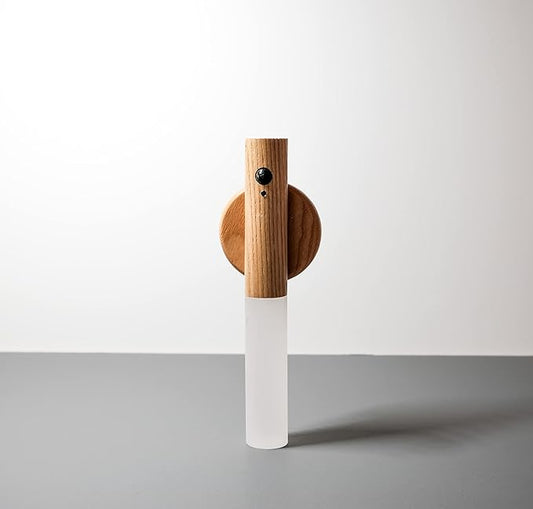 مصباح ليلي ذكي بتصميم خشبي انيق