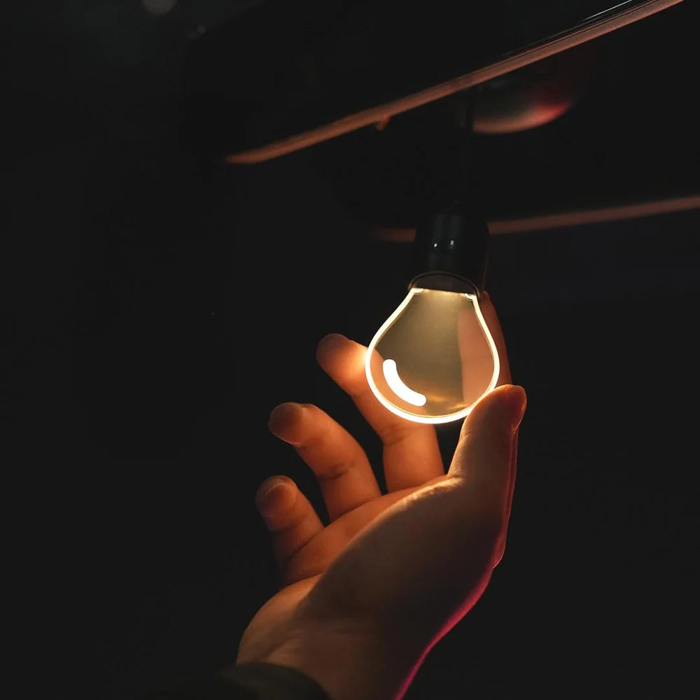 تعليقة المصباح الذكية للسيارات – إضاءة محيطية فاخرة بالون الاصفر و الابيض