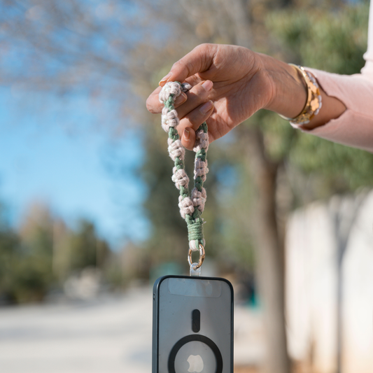 ميدالية الزهر – أنيقة وعملية مصنوعة يدوياً