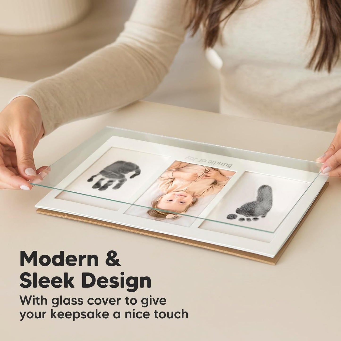 مجموعة تذكار بصمة يد وقدَم الطفل – آمنة، نظيفة، وكيوت لحفظ أجمل اللحظات